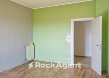 Camera da letto - Bilocale via G. Amati, 115, Venaria Reale - foto 6