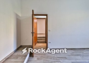 Camera da letto - Appartamento via Loderingo degli Andalò, 3/2, Bologna (zona Centro Storico) - foto 29