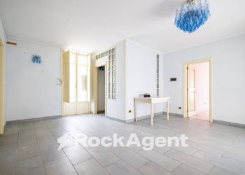 Cucina - Four-room apartment largo Giuseppe Ferragina, 4, Catanzaro - photo 2