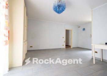 Cucina - Four-room apartment largo Giuseppe Ferragina, 4, Catanzaro - photo 3