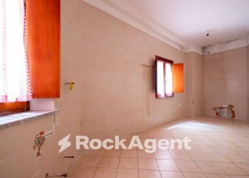 Salone - Four-room apartment largo Giuseppe Ferragina, 4, Catanzaro - photo 13