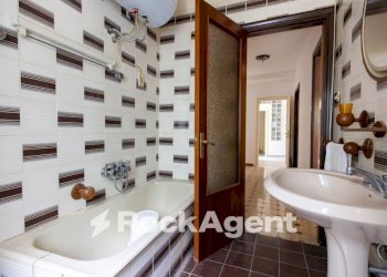 Bagno - Four-room apartment largo Giuseppe Ferragina, 4, Catanzaro - photo 26