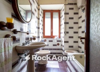 Bagno - Four-room apartment largo Giuseppe Ferragina, 4, Catanzaro - photo 25