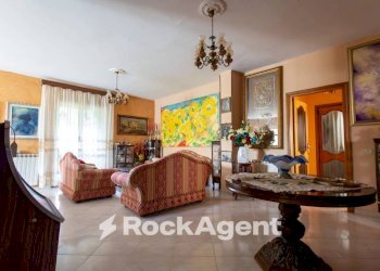 Salone - Independent house via per Gimigliano, 251, Catanzaro - photo 1
