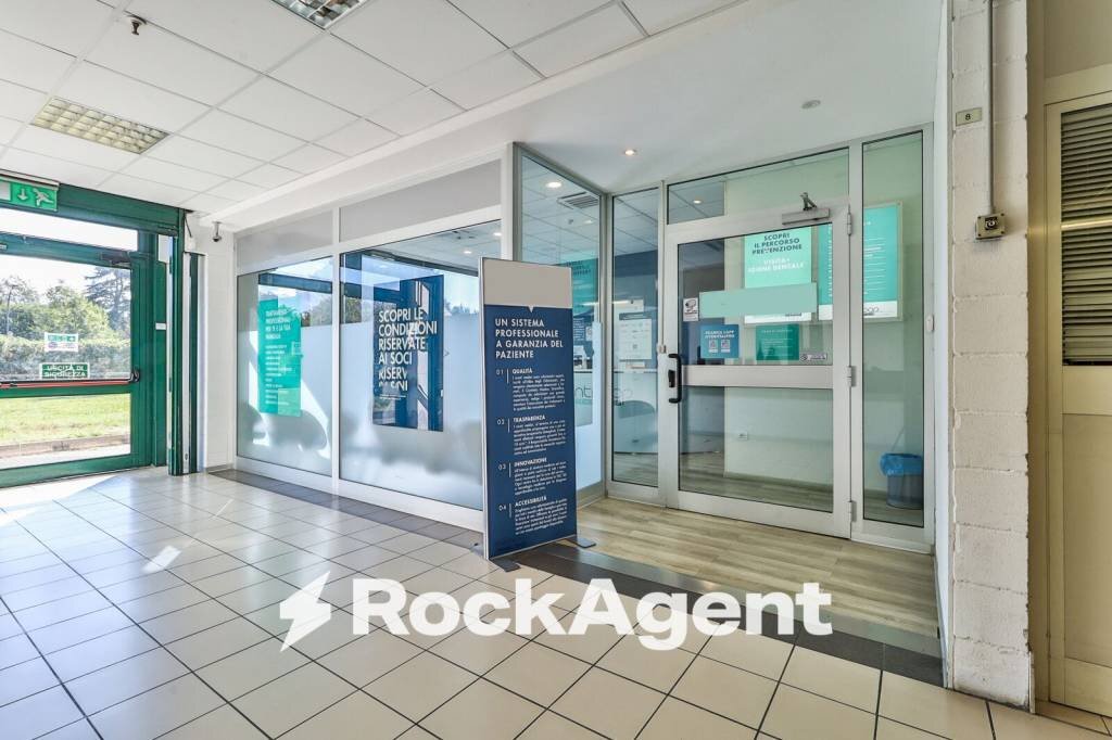 Interno non residenziale - Ufficio via Amilcare Ponchielli, 23, Bologna (zona Savena) - foto 1