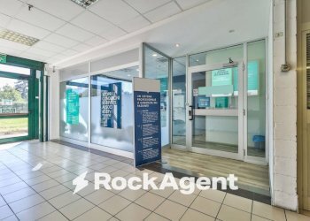 Interno non residenziale - Ufficio via Amilcare Ponchielli, 23, Bologna (zona Savena) - foto 1