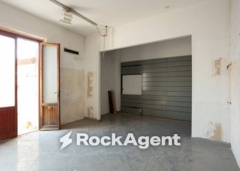 Magazzino - Four-room apartment via Francesco Cilea, 26, Empoli - photo 3
