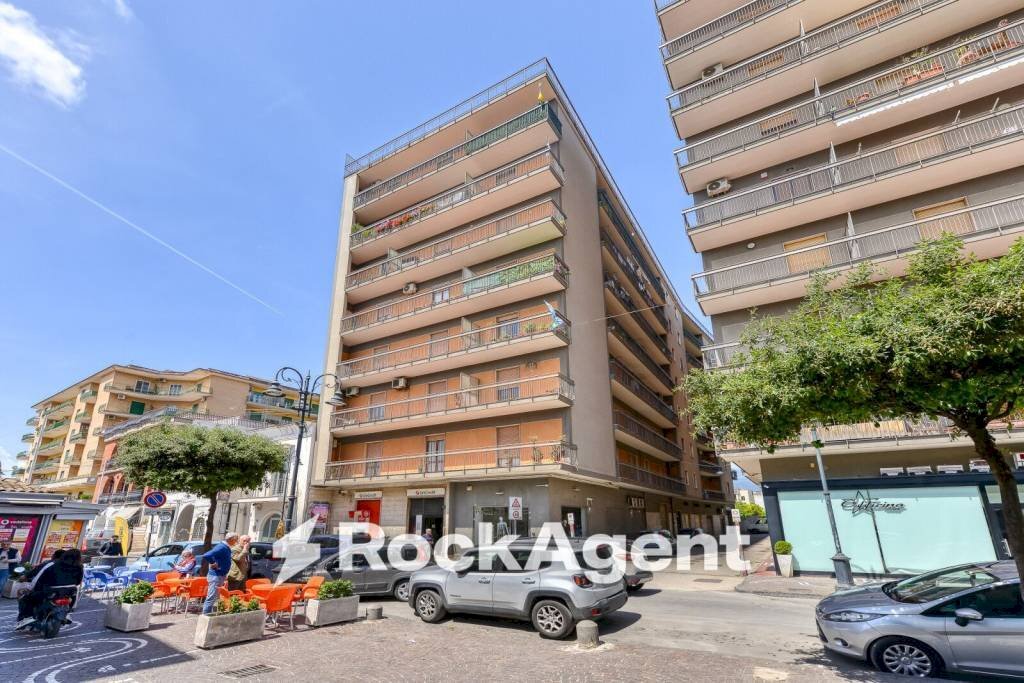 Zona - Four-room apartment via Roma, 25, Poggiomarino - photo 1