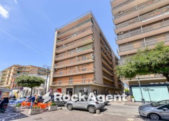 Zona - Appartamento via Roma, 25, Poggiomarino - foto 1