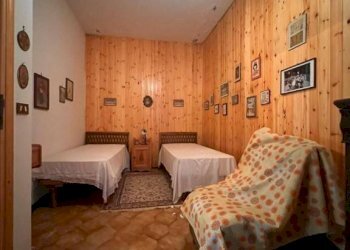 Camera da letto - Villa via Casa Mezzanotte, Pievepelago - photo 9