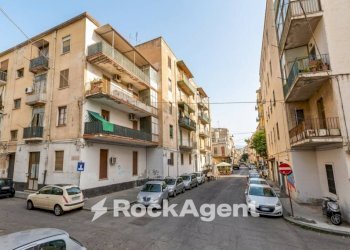 Zona - Quadrilocale via Antico Corso, 2, Catania - foto 2