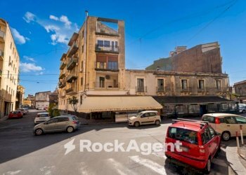 Zona - Quadrilocale via Antico Corso, 2, Catania - foto 3
