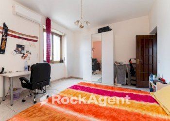 Camera da letto - Quadrilocale via Antico Corso, 2, Catania - foto 28