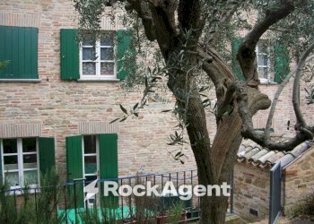 Facciata - Villa via Mura, 6, Fratte Rosa - photo 5