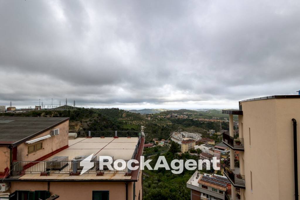 Vista - Three-room apartment via Francesco Cilea, 38, Catanzaro - photo 2