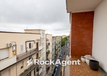 Balcone - Three-room apartment via Francesco Cilea, 38, Catanzaro - photo 5