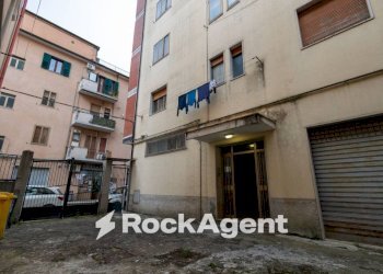 Cortile interno - Three-room apartment via Francesco Cilea, 38, Catanzaro - photo 37