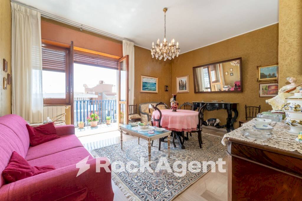 Salone - Three-room apartment via M. Rapisardi, 3, Aci Castello - photo 2