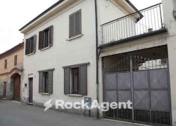 Facciata - Casa indipendente via Coelli, 6, Valle Lomellina - foto 24