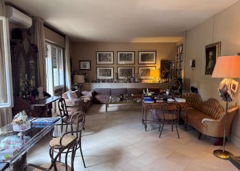 soggiorno - Appartamento via Gandino, Bologna (zona Colli) - foto 2