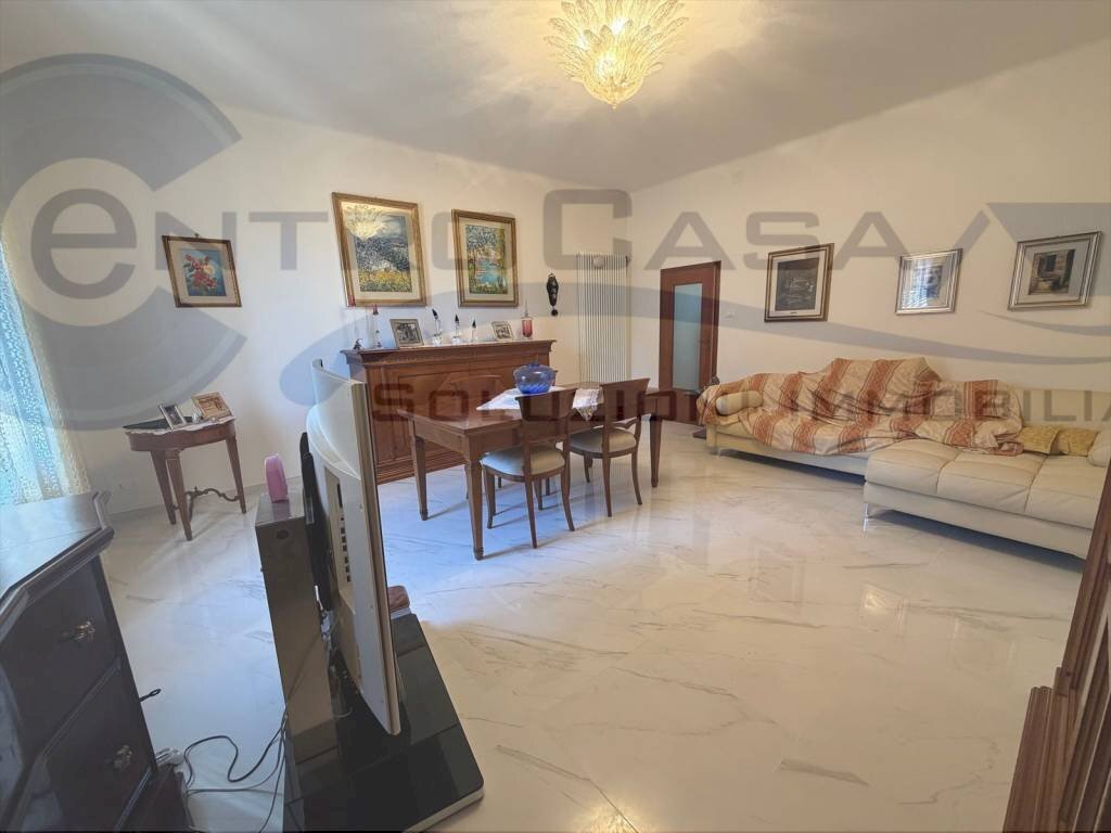 Salone - Appartamento San Lazzaro di Savena - foto 2