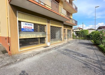 Retecasa_Valdagno - Commercial Premises Valdagno - photo 2