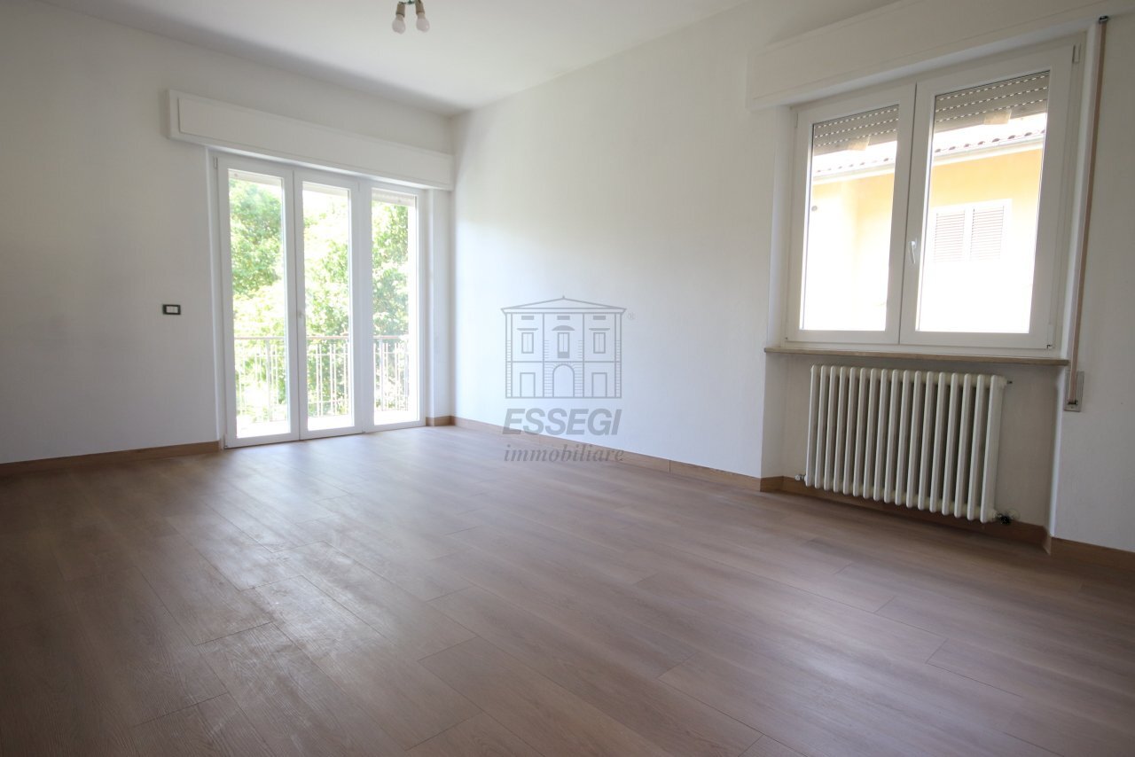 Appartamento in vendita a Lucca con 3 camere (13). - Appartamento Via del Ghiselli 105, Lucca - foto 1