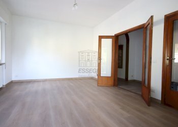 Appartamento in vendita a Lucca con 3 camere (21). - Appartamento Via del Ghiselli 105, Lucca - foto 2