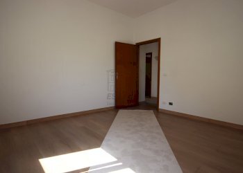 Appartamento in vendita a Lucca con 3 camere (34). - Appartamento Via del Ghiselli 105, Lucca - foto 11