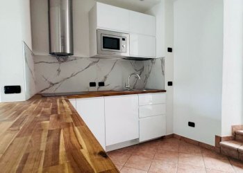 PHOTO-2026-05-15-17-00-11-1 - Three-room apartment Via Grigioni, Arona - photo 3
