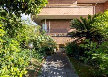 Villino - Casa indipendente Via Sofocle, Roma (zona Axa) - foto 1