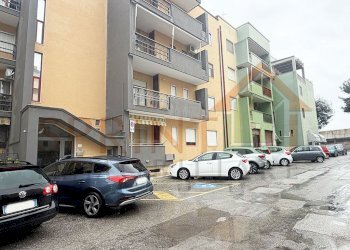 Principale - Four-room apartment Via Giuseppe di Vittorio 5, Monopoli - photo 1