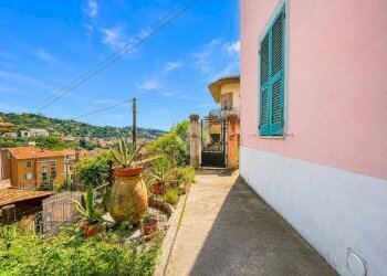 Casa indipendente Salita della Casa Bianca, La Spezia - foto 1