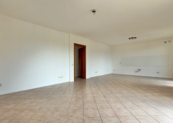 IMG_6432 - Three-room apartment Via Padre Teodoro Alfieri, Torre Pallavicina - photo 2