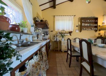 IMG_18 - Casa indipendente Strada del quadrone 1, Capranica - foto 17