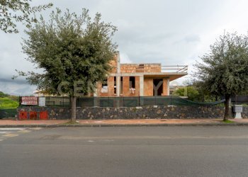 Via A.Manzoni snc (1) - Independent house Via Alessandro Manzoni 72, Valverde - photo 13