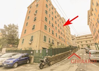 8.3 EDIFICIO.jpg - Four-room apartment VIA ANDREA DEL SARTO 26, Genova (neighborhood Sestri Ponente) - photo 2