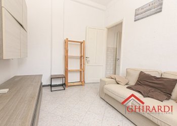 2.3 SOGGIORNO.jpg - Four-room apartment VIA ANDREA DEL SARTO 26, Genova (neighborhood Sestri Ponente) - photo 7