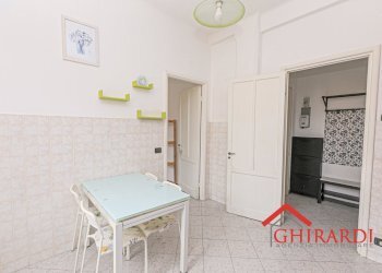 3.2 CUCINA.jpg - Four-room apartment VIA ANDREA DEL SARTO 26, Genova (neighborhood Sestri Ponente) - photo 10