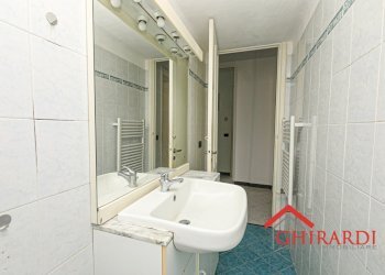 5.2 BAGNO.jpg - Four-room apartment VIA ANDREA DEL SARTO 26, Genova (neighborhood Sestri Ponente) - photo 18