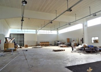 Capannone - Commercial Premises Senigallia - photo 1