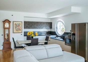 Three-room apartment Lungomare amerigo vespucci, Imperia - photo 25