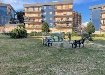 Three-room apartment Viale Tica, Siracusa - photo 1