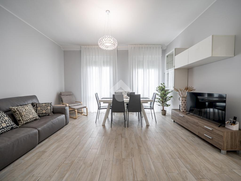 Three-room apartment Strada Antonio Zarotto, Parma (neighborhood Lubiana) - photo 3