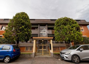 Three-room apartment Via Pordenone, hamlet Calderara, Paderno Dugnano - photo 1