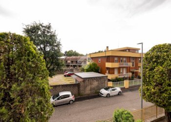 Three-room apartment Via Pordenone, hamlet Calderara, Paderno Dugnano - photo 12