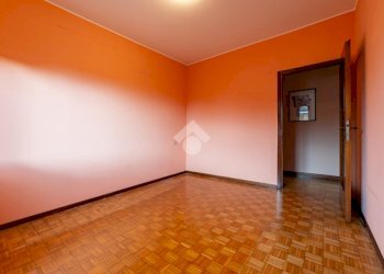 Three-room apartment Via Pordenone, hamlet Calderara, Paderno Dugnano - photo 16