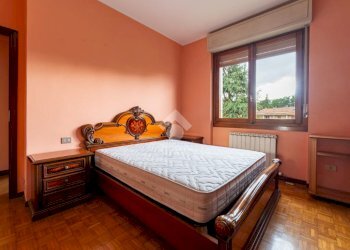 Three-room apartment Via Pordenone, hamlet Calderara, Paderno Dugnano - photo 18