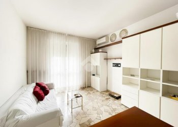 Two-room apartment Via della Liberazione, Peschiera Borromeo - photo 2