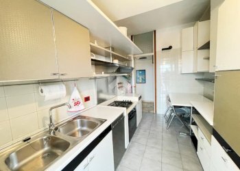 Two-room apartment Via della Liberazione, Peschiera Borromeo - photo 10
